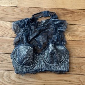 NWT VS Dream Angels Blue Metallic Bra Top 32 C